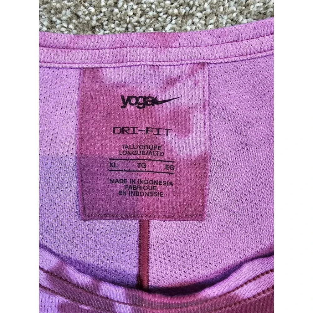 Nike Yoga Dri-FIT Tie Dye Purple Cloud Wash T-Shirt Womens XL Tall CZ9186-507